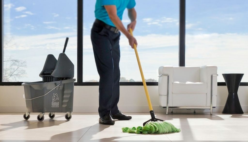 Servicios auxiliares para empresas, comunidades y particulares